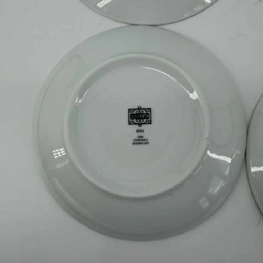 Set of 4 222 Fifth Natala Christmas Holiday Dessert‎ Plates